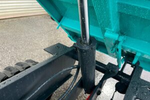 サムネイル: 【北見店】　ヤンマー　キャリアダンプ　C12R