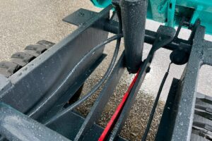 サムネイル: 【北見店】　ヤンマー　キャリアダンプ　C12R