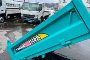 サムネイル: 【北見店】　ヤンマー　キャリアダンプ　C12R