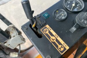 サムネイル: 【★北見店★】三菱　キャリアダンプ　LD400-4L