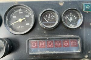 サムネイル: 【★北見店★】三菱　キャリアダンプ　LD400-4L