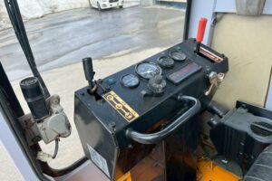 サムネイル: 【★北見店★】三菱　キャリアダンプ　LD400-4L