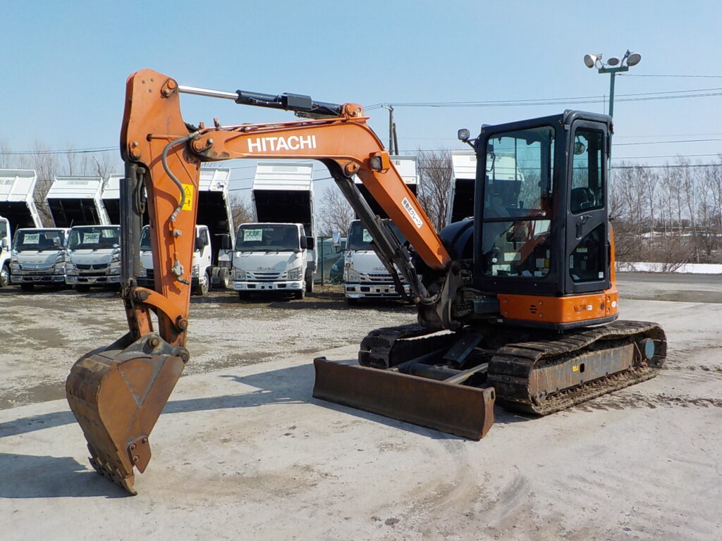 【江別店】令和１年式　日立　バックホー　ZX40U-5B　★0.14立米★配管付★クレーン仕様★エアコン付★