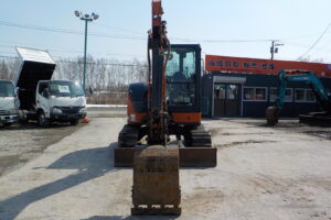 サムネイル: 【江別店】令和１年式　日立　バックホー　ZX40U-5B　★0.14立米★配管付★クレーン仕様★エアコン付★