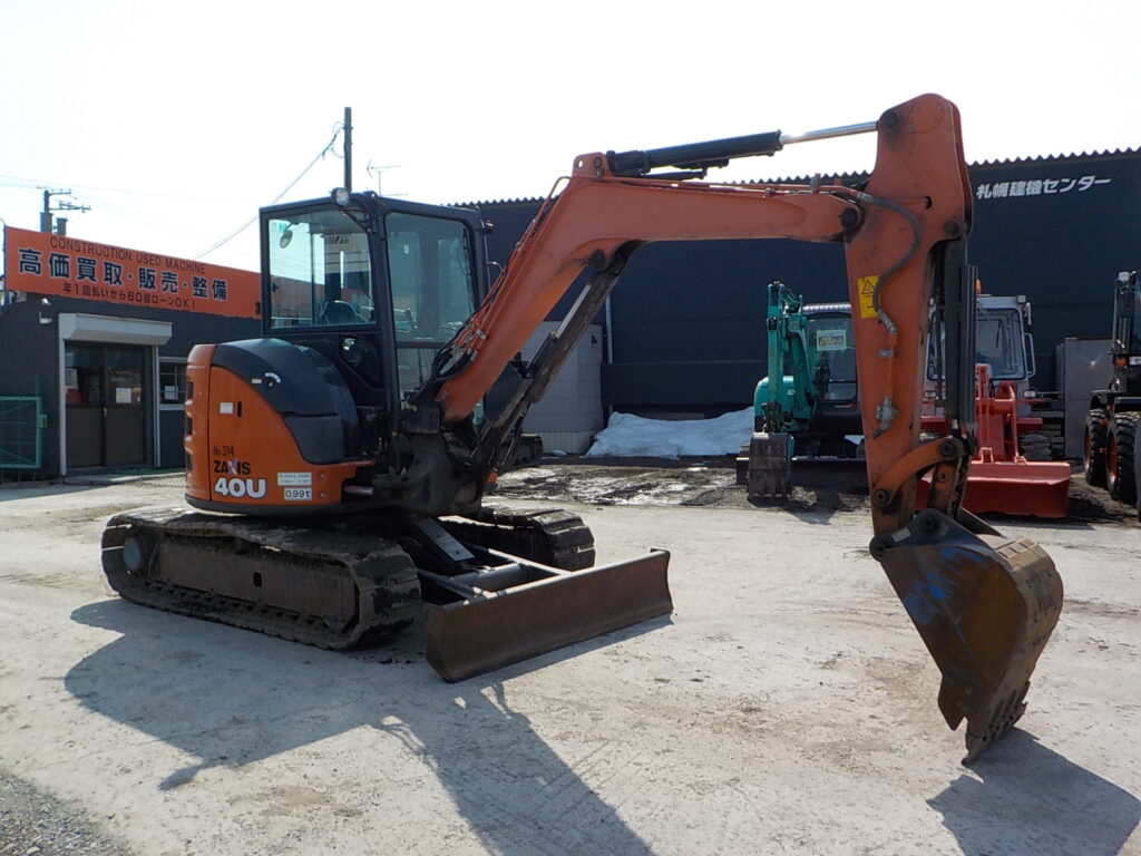 【江別店】令和１年式　日立　バックホー　ZX40U-5B　★0.14立米★配管付★クレーン仕様★エアコン付★