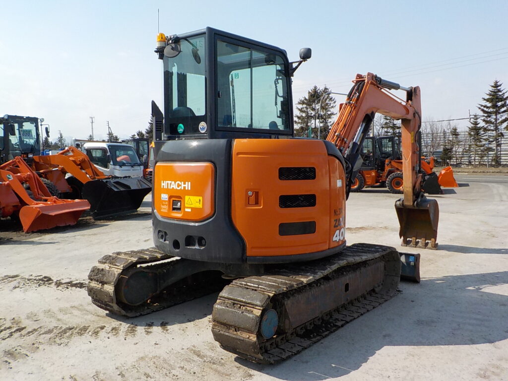 【江別店】令和１年式　日立　バックホー　ZX40U-5B　★0.14立米★配管付★クレーン仕様★エアコン付★