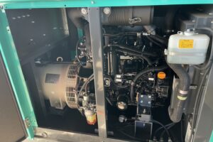 サムネイル: ヤンマー　AG45SH　超低騒音型ディーゼル発電機
