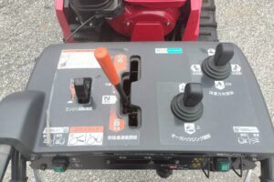 サムネイル: 平成14年　ホンダ　ハイブリッド除雪機　HS980i