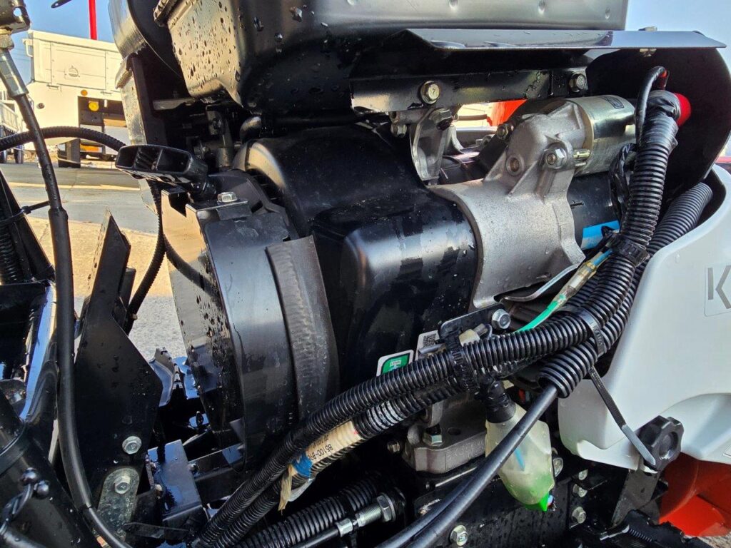 クボタ　ロータリー除雪機　SLA-1070　10馬力