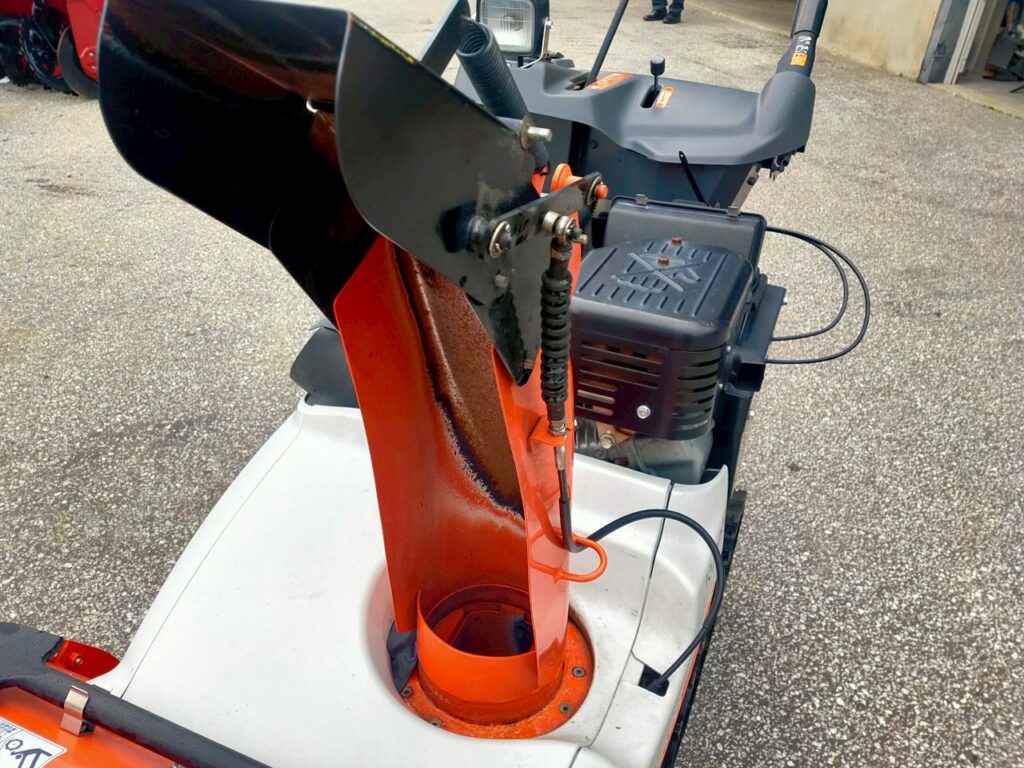 クボタ　ロータリー除雪機　SLA-1070　10馬力