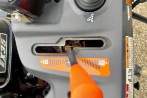サムネイル: クボタ　ロータリー除雪機　SLA-1070　10馬力
