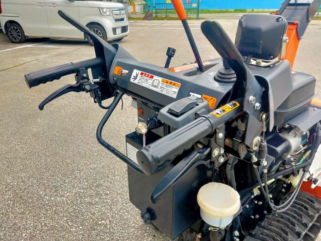 クボタ　ロータリー除雪機　SLA-1070　10馬力