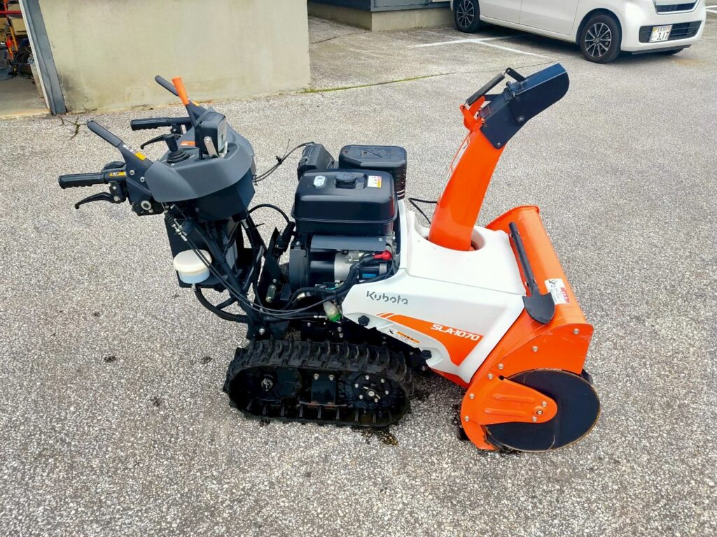 クボタ　ロータリー除雪機　SLA-1070　10馬力