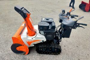 サムネイル: クボタ　ロータリー除雪機　SLA-1070　10馬力
