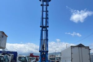サムネイル: 平成17年　アイチ　6.7ｍ高所作業機　ＲＸ０７Ｂ