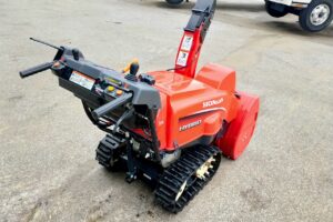 サムネイル: ホンダ除雪機　HSS1170i