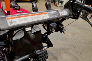 サムネイル: ホンダ除雪機HS1170SV　11馬力