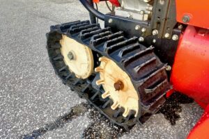 サムネイル: ホンダ除雪機HS970SV　9馬力！