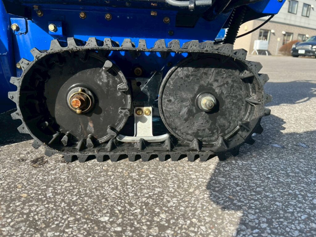 ヤマハ除雪機　YS1070　10馬力