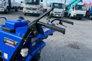 サムネイル: ヤマハ除雪機　YS1070　10馬力