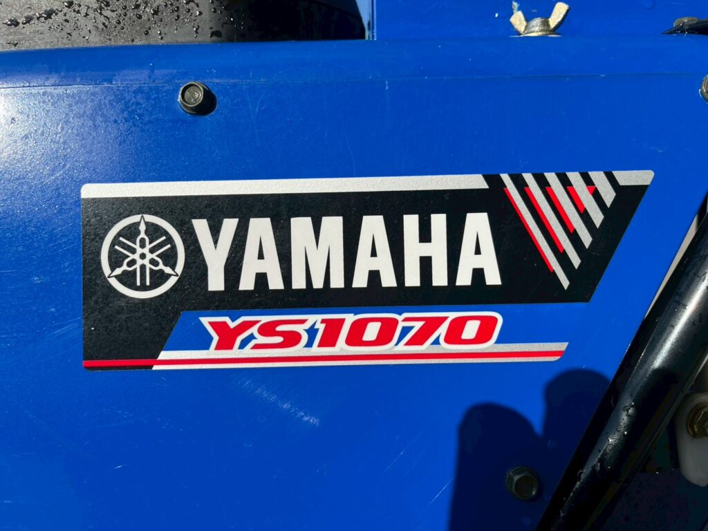 ヤマハ除雪機　YS1070　10馬力