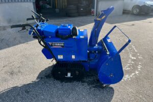 サムネイル: ヤマハ除雪機　YS1070　10馬力