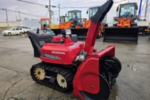 サムネイル: ホンダ　ハイブリッド除雪機　スノーラｉ　ＨＳ１５９０ｉ ★15馬力・ガソリン★
