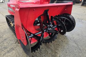 サムネイル: ホンダ　ハイブリッド除雪機　スノーラｉ　ＨＳ１５９０ｉ ★15馬力・ガソリン★