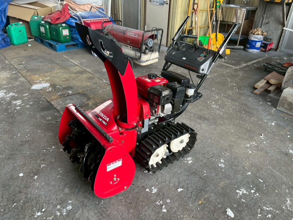 ホンダ　除雪機　HS760　7馬力