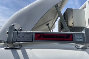 サムネイル: 平成29年　トヨエース２トン冷蔵冷凍車４WD　全塗装済み　車検1年付
