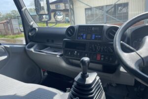 サムネイル: 平成29年　トヨエース２トン冷蔵冷凍車４WD　全塗装済み　車検1年付