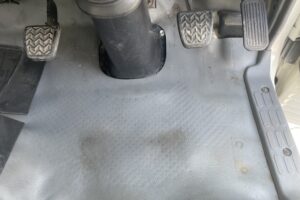 サムネイル: 平成29年　トヨエース２トン冷蔵冷凍車４WD　全塗装済み　車検1年付