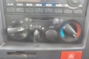 サムネイル: 平成20年　エルフ ４tパネル　★ワイドロング★サイドドア★バックモニター付★車検1年付★