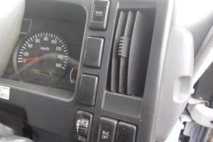 サムネイル: 平成20年　エルフ ４tパネル　★ワイドロング★サイドドア★バックモニター付★車検1年付★