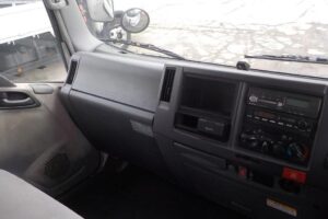 サムネイル: 平成20年　エルフ ４tパネル　★ワイドロング★サイドドア★バックモニター付★車検1年付★