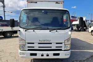 サムネイル: 平成20年　エルフ ４tパネル　★ワイドロング★サイドドア★バックモニター付★車検1年付★