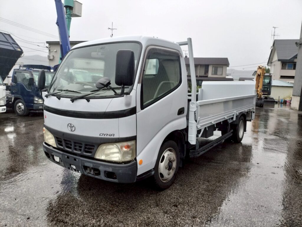 平成17年　ダイナ2トン平　★荷台塗装済　★パワーゲート付　★軽々ゲート付　★最大積載2000㎏　