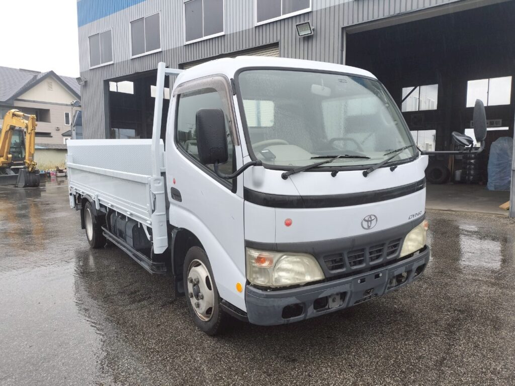 平成17年　ダイナ2トン平　★荷台塗装済　★パワーゲート付　★軽々ゲート付　★最大積載2000㎏　