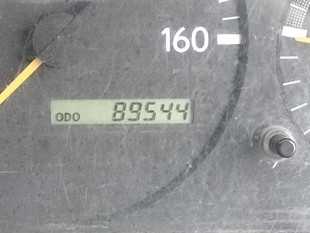 平成17年　ダイナ2トン平　★荷台塗装済　★パワーゲート付　★軽々ゲート付　★最大積載2000㎏　