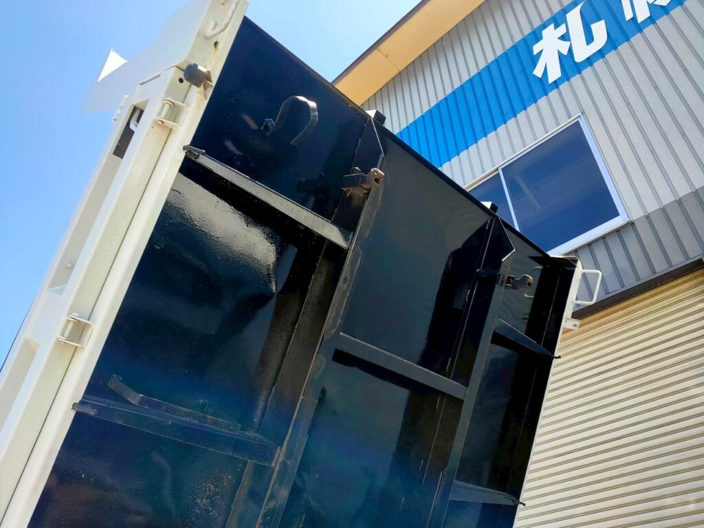 平成20年　ファイター４トンダンプ　コボレーン　三方開き　車検1年付
