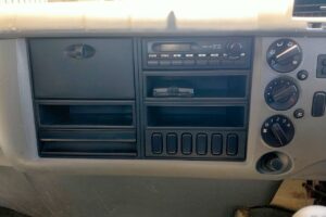 サムネイル: 平成20年　ファイター４トンダンプ　コボレーン　三方開き　車検1年付