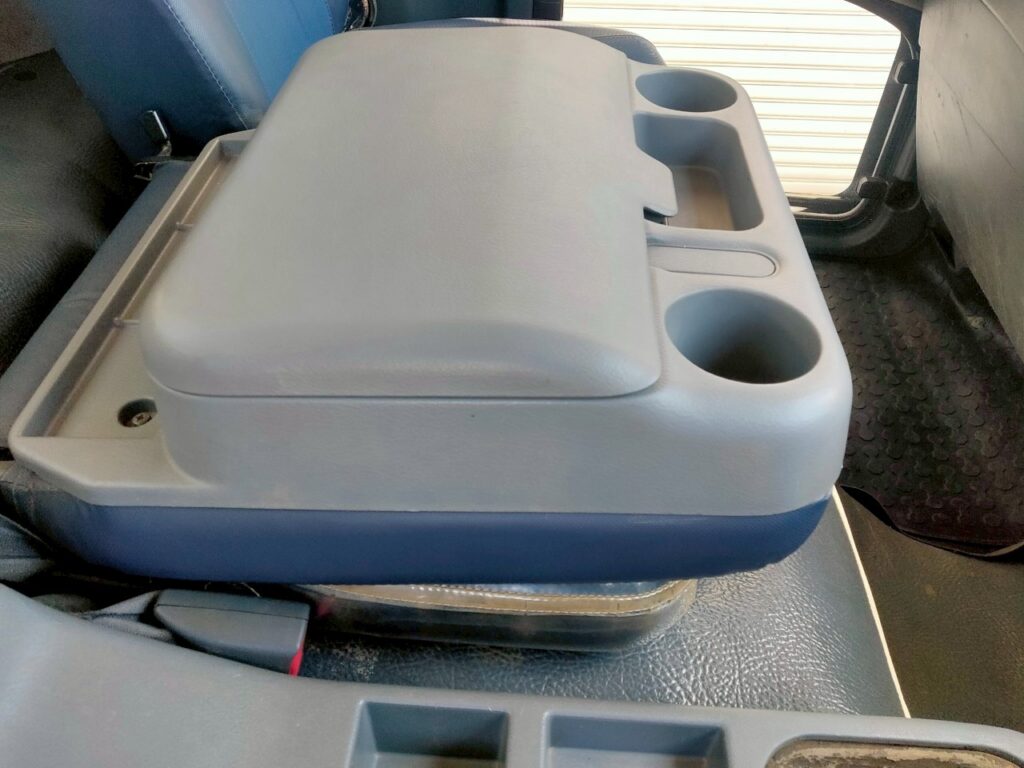 平成20年　ファイター４トンダンプ　コボレーン　三方開き　車検1年付