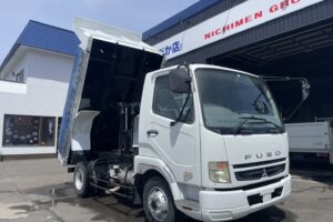 サムネイル: 平成20年　ファイター４トンダンプ　コボレーン　三方開き　車検1年付