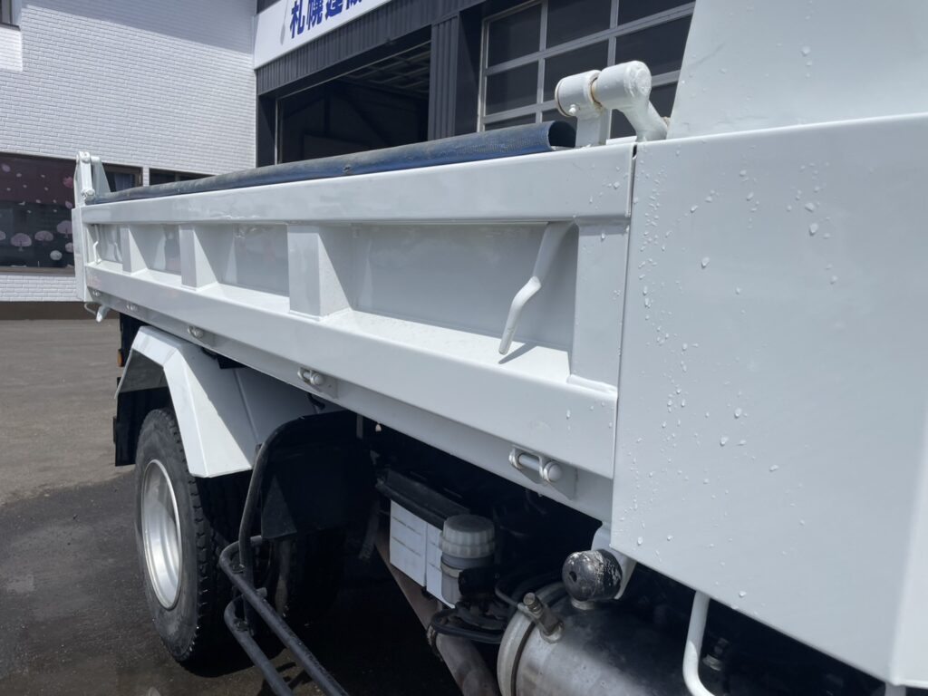 平成20年　ファイター４トンダンプ　コボレーン　三方開き　車検1年付