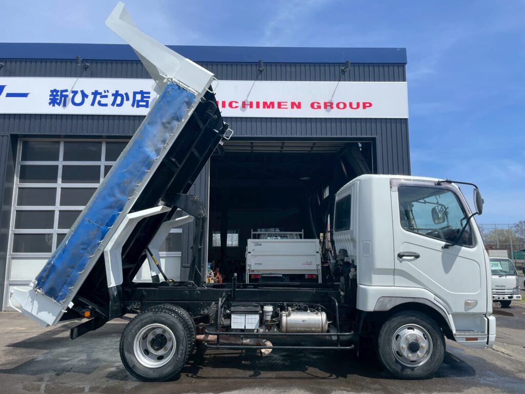 平成20年　ファイター４トンダンプ　コボレーン　三方開き　車検1年付