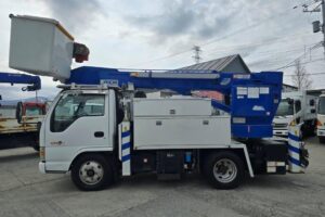 サムネイル: 平成16年　いすゞ　エルフ　14ｍ高所作業車　電工仕様（車検2年付）