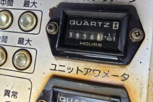 サムネイル: 平成16年　いすゞ　エルフ　14ｍ高所作業車　電工仕様（車検2年付）