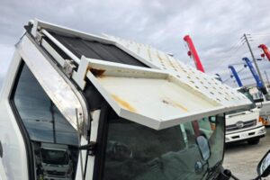 サムネイル: 平成16年　いすゞ　エルフ　14ｍ高所作業車　電工仕様（車検2年付）