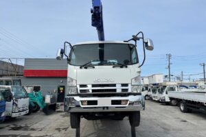 サムネイル: 平成21年　いすゞ　フォワード　４トン４段クレーン　ロングジャッキ・フックイン・ラジコン付（車検令和7年12月）