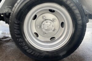 サムネイル: 平成25年　エルフ2.85トンダンプ　４WD 荷台塗装済み　車検令和7年12月